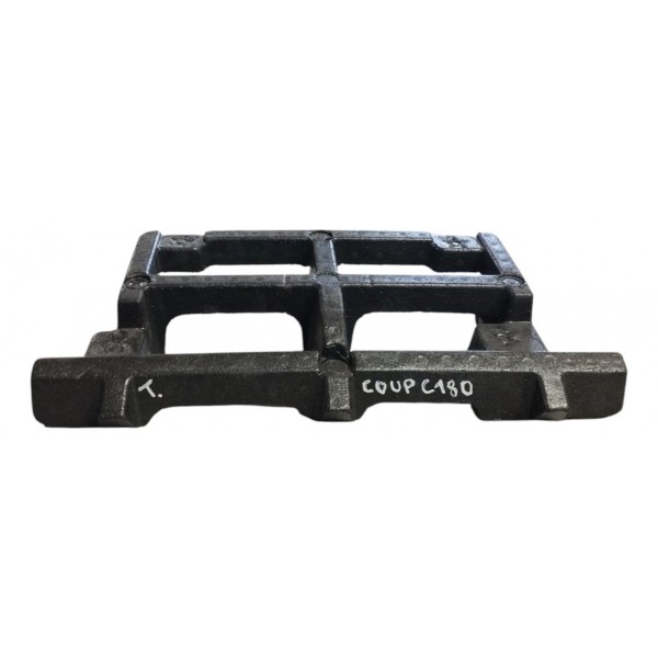 Isopor Suporte Estepe Porta Mala Mercedes C180 1.8  2012