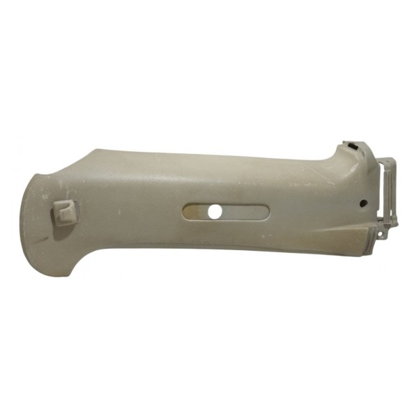 Moldura Coluna Central Direita Gm Corsa 1996 1997 90387438