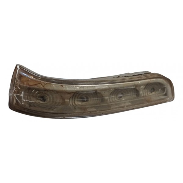 Pisca Seta Retrovisor Direito Hyundai I30 2009/2012 Detalhe