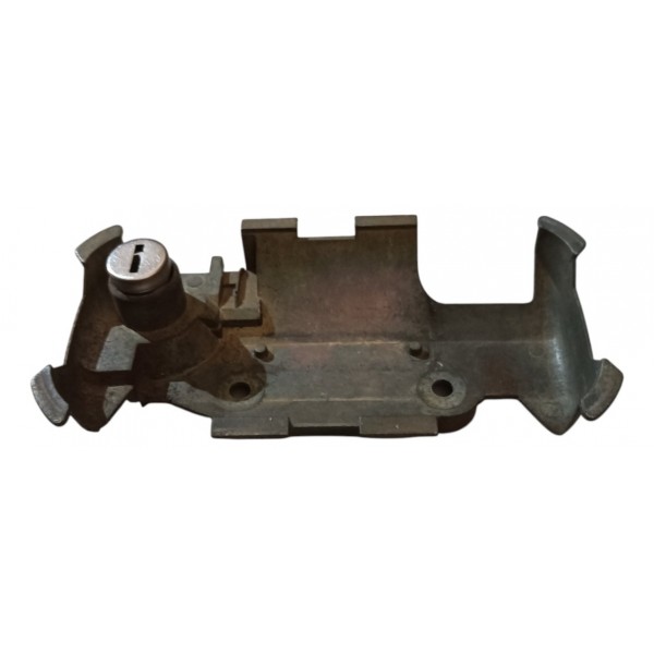 Cilindro Suporte Fechadura Diant Esquerda Gm Corsa Wind 1996