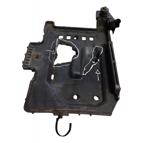 Base Suporte Caixa Bateria Hyundai I30 2009 Á 2012 (detalhe)