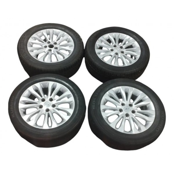 Jogo Roda Hyundai Santa Fé Aro 17 C/pneu 2011 2012 Prateado
