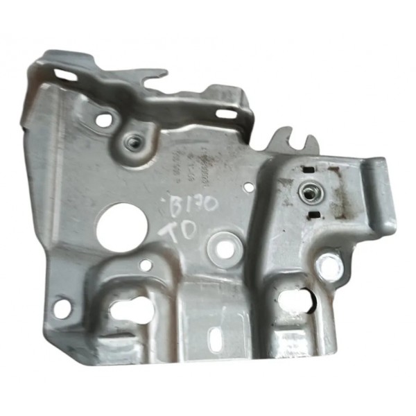 Suporte Direito Porta Malas Mercedes B170 B180 B200 Prateado