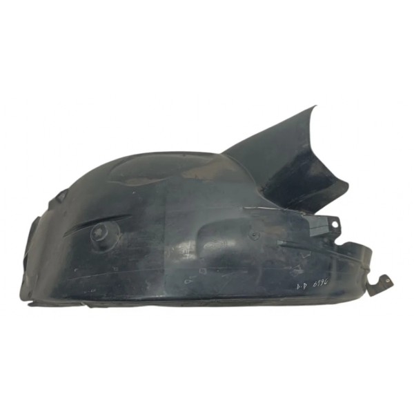 Parabarro Dianteiro Direito Mercedes B170 B180 B200 Detalhe