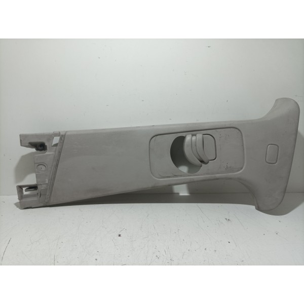 Moldura Coluna Central Esquerda Peugeot 307 2008 2009 2010