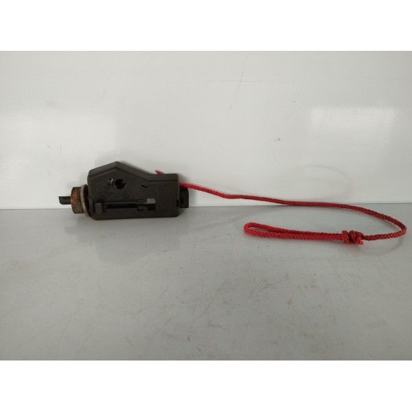 Trava Portinhola Tanque 46784767 Fiat Uno Siena Palio Punto