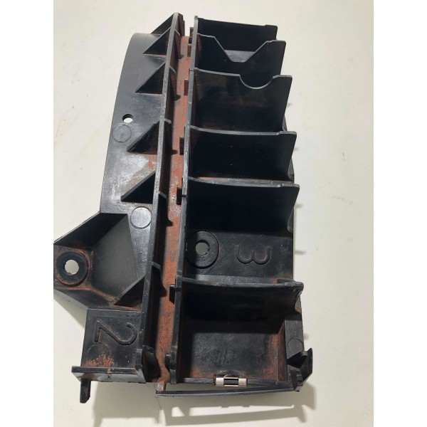 Suporte Lanterna Traseira Direito Audi A3 98/06 8l0807377e