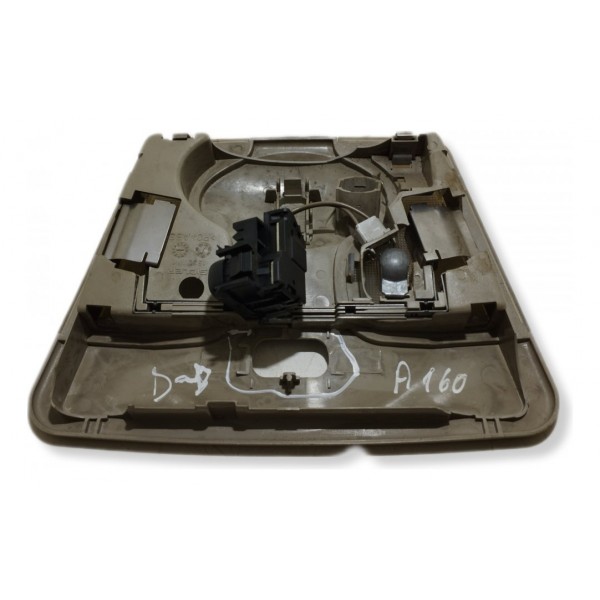 Luz Teto Cortesia Mercedes Classe A160 2000 (detalhe)